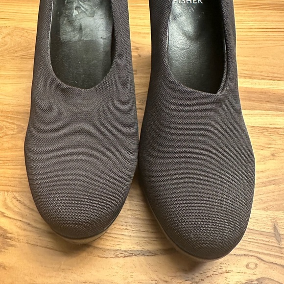 Eileen Fisher Vero Cuoio Slip On Stretchy Heels Pumps Women’s Size 6.5 Black - Picture 9 of 10
